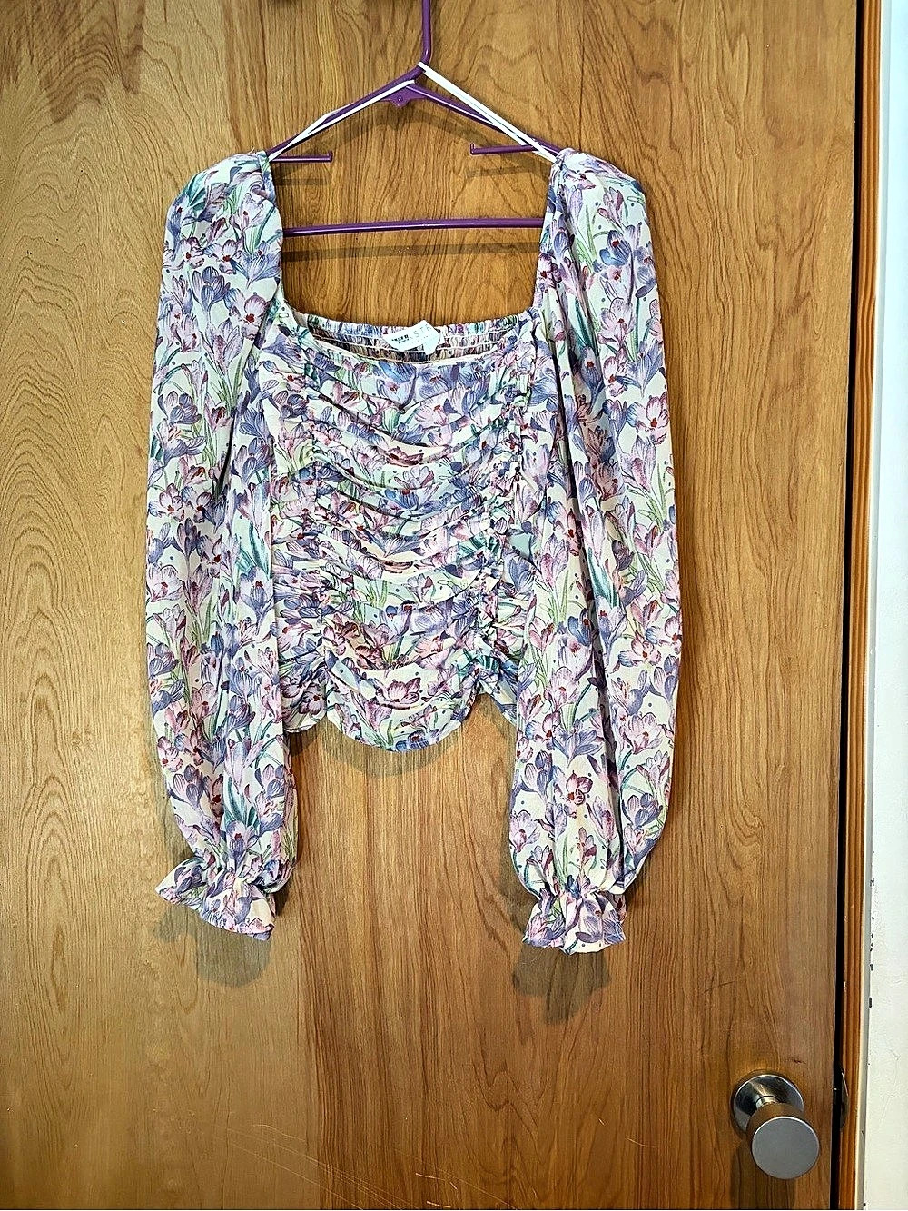 ASTR the Label Floral Ruched Blouse in Pink & Purple Size M